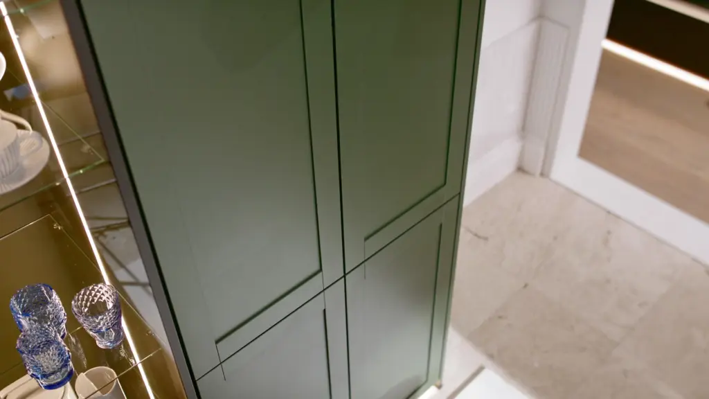 Detail rámových dvierok kuchyne